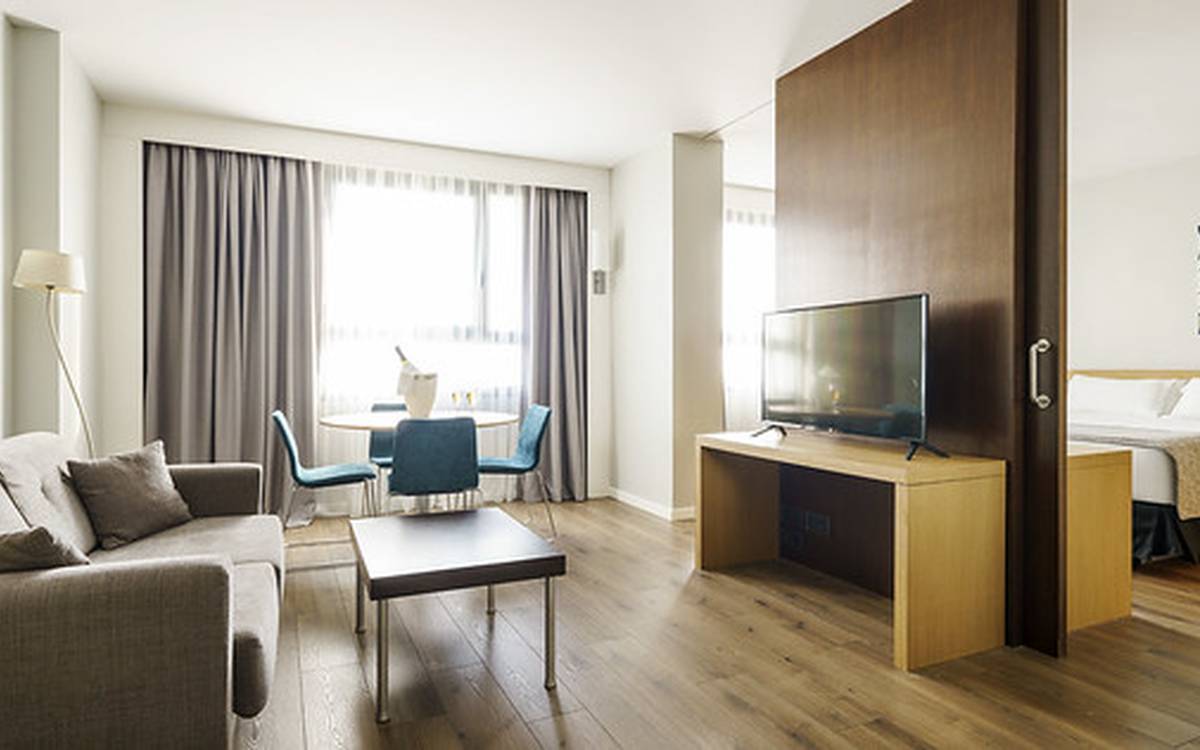 Habitaciones familiares Hotel ILUNION Valencia 4 Habitaciones familiares Hotel ILUNION Valencia 4